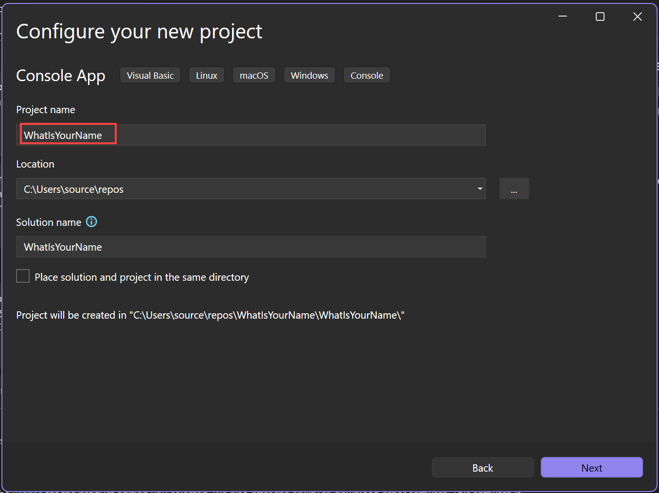 Captura de ecrã a mostrar a janela Configurar o seu novo projeto no Visual Studio com o campo nome do projeto definido como 'WhatIsYourName'.